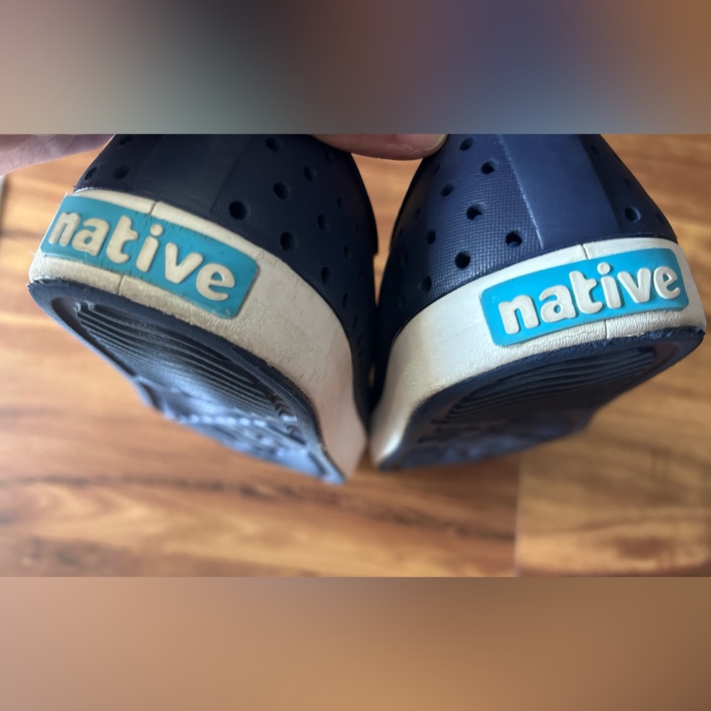 Boys Native Shoes - Picture 5 of 8